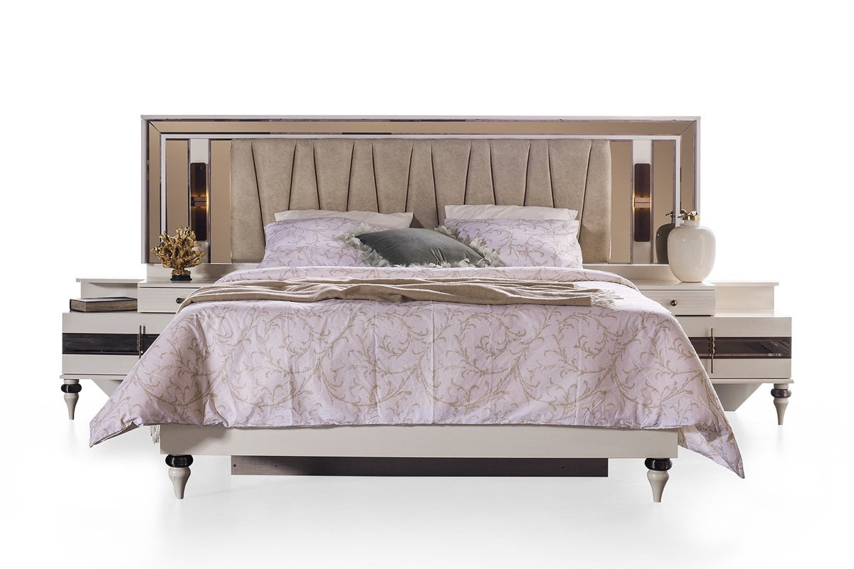 Mira Karyola ve Başlık