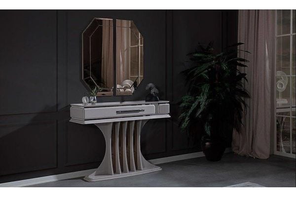 Luxury Dresuar