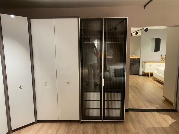 Outlet Atlas Giyinme Odası