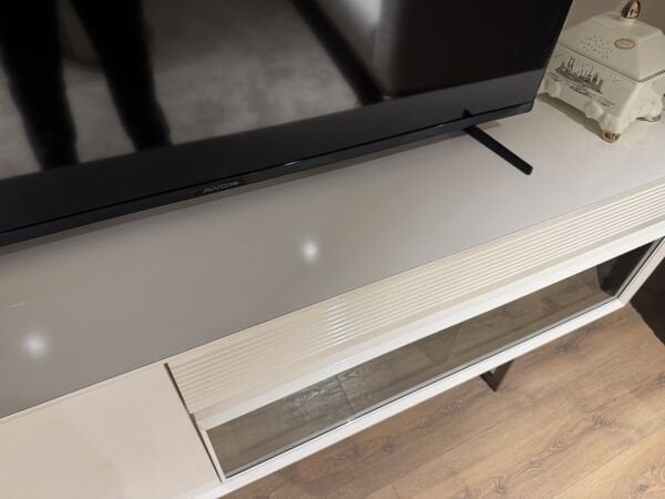 Outlet Aura Beyaz Tv Ünitesi