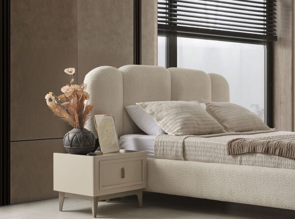 Anka Karyola ve Başlık