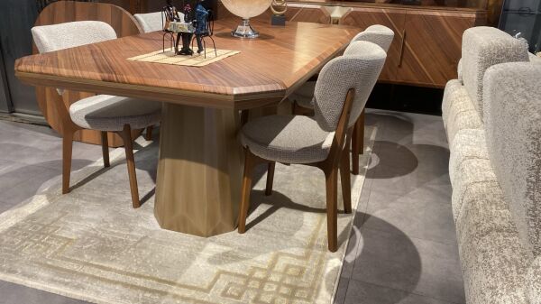 Marvel Yemek Odası Takımı