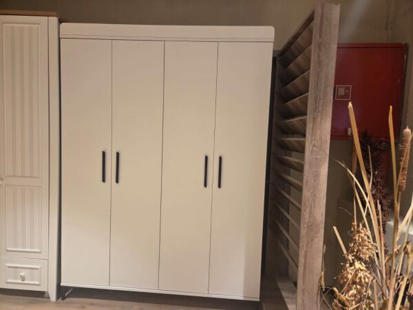 Ekol 4 Kapaklı Dolap