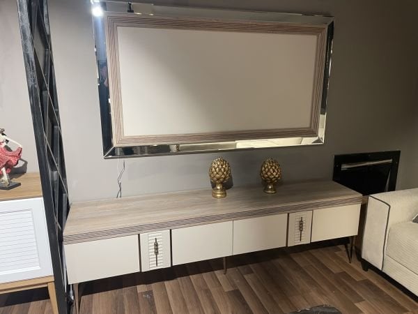 Outlet Verona Tv Ünitesi