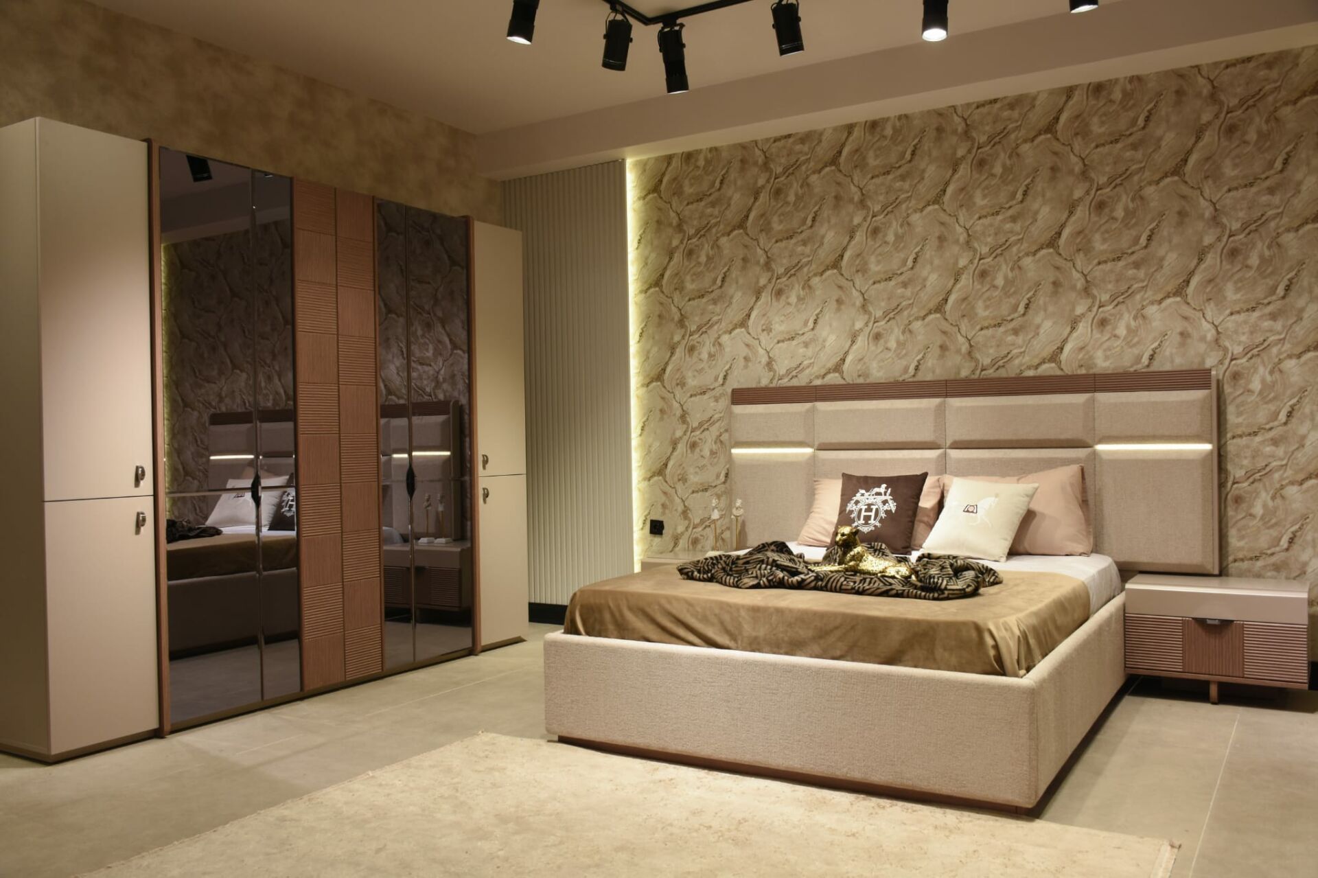 Outlet Polo Yatak Odası
