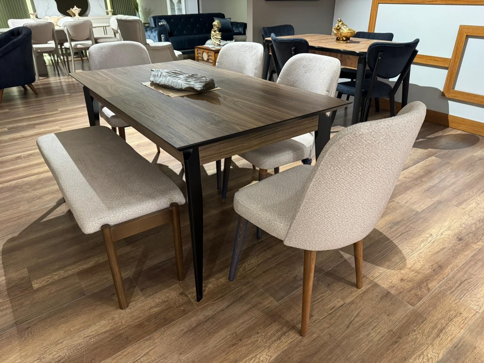 Outlet Asel Yemek Masası 4 Sandalye + 1 Bench
