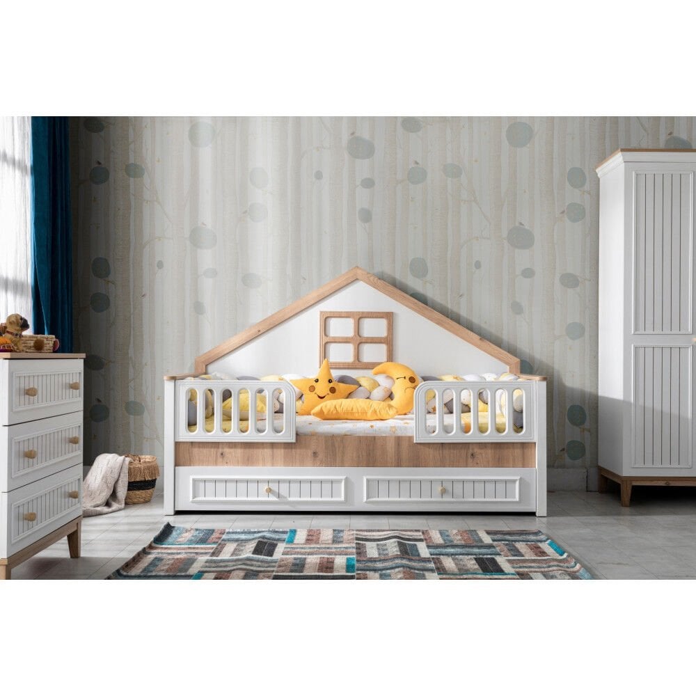 T-347 Tarz Ahşap Pencereli Montesöri