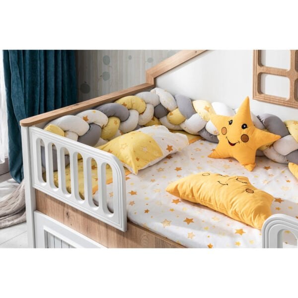 T-347 Tarz Ahşap Pencereli Montesöri