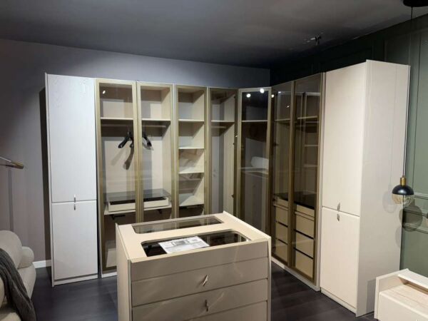 Miray Giyinme Odası Dolabı