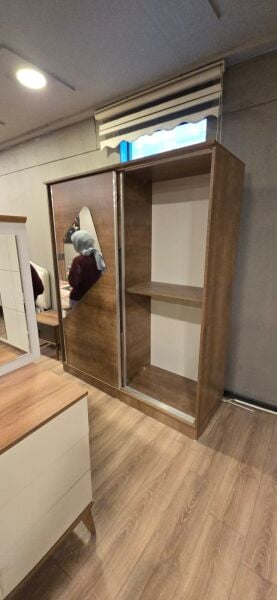 Outlet Sümele Gardolap